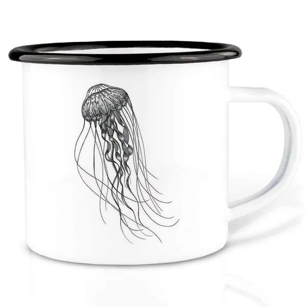 LIGARTI Emailletasse »Tiefseequalle« von LIGARTI | 300 oder 500 ml | handveredelt in Deutschland | Cup, Kaffeetasse, Emaillebecher, Camping Becher – Produktbild 1 von 1