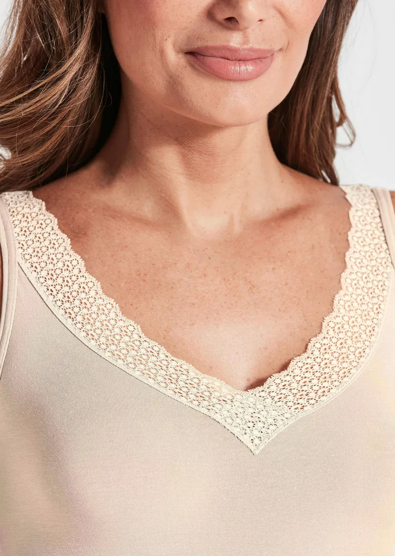 Triumph Achselhemd aus Modal mit Spitze - beige - Gr. S von Goldner Fashion, Braun, – Produktbild 3 von 3