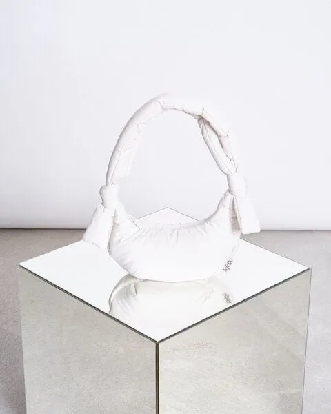 JAN N JUNE JAN N JUNE Tasche BIWA PUFFY MICRO, Ice (weiß), – Produktbild 1 von 4