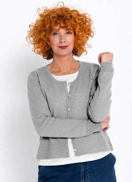 Heidekönigin Heidekönigin Strickjacke mit Ajourkante - GOTS, Platin, – Produktbild 1 von 3