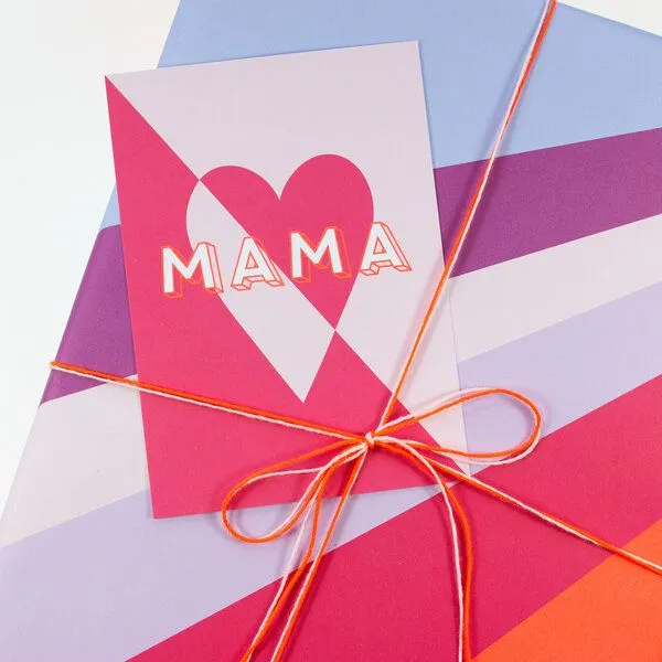 Bow & Hummingbird Bow & Hummingbird Postkarte Mama – Produktbild 2 von 2