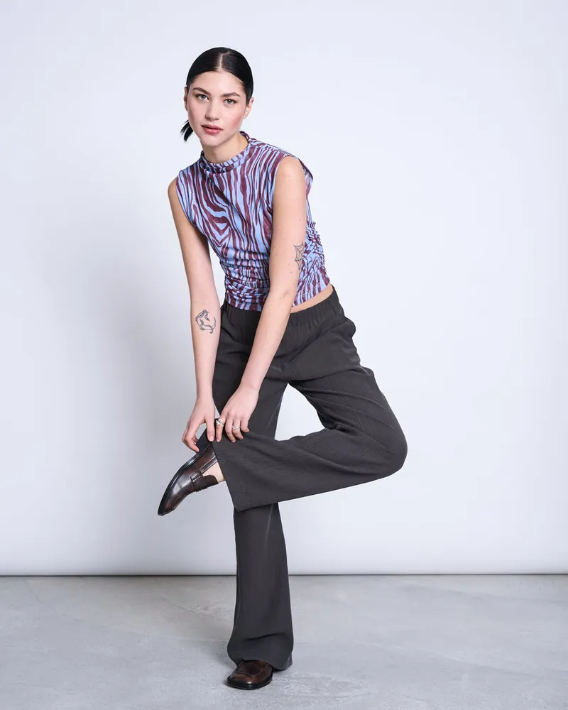 JAN N JUNE JAN 'N JUNE Damen vegan Oberteil Mit Rüschen Aus Mesh Laguna-Blau, Zebra-Print, Blau, – Produktbild 1 von 2