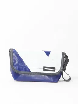 Freitag Freitag F41 Hawaii Five-O - blue white (000004499185) – Produktbild 1 von 1