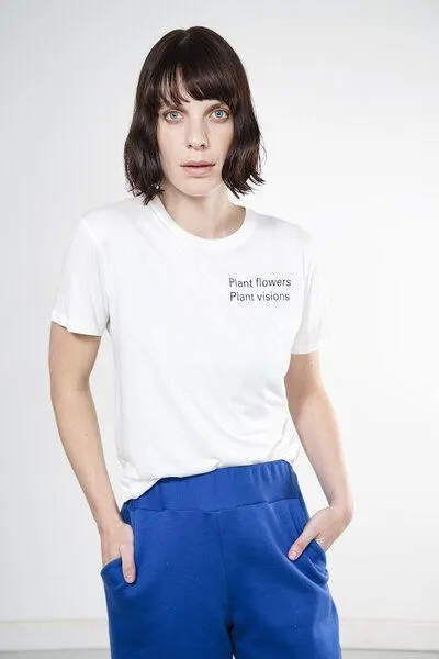 ein garten Studios ein garten Studios Basic T-Shirt plant flowers plant visions – Produktbild 3 von 3