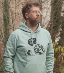 päfjes päfjes Hey Oskar Otter - Unisex Fair Wear Hoodie - Aloe – Produktbild 1 von 1