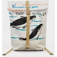 REFISHED fair fashion REFISHED fair fashion Rucksack 'BACKPACK' - upcycelte Fischfuttersäcke, #fish weiß (weiß), – Produktbild 1 von 2