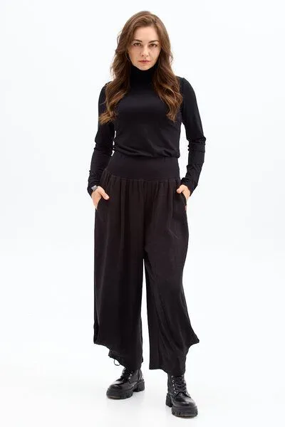 KOKOworld Hose Terra – Locker sitzende Hose – Breiter elastischer Bund – Verdeckte Taschen – Viskose mit Leinen – Fair produziert in Polen – KOKOworld, Black (schwarz), – Produktbild 2 von 3