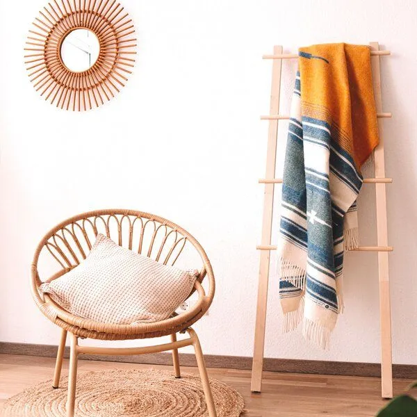 Steppenwolle Steppenwolle Kuscheldecke VALLEY aus 100% Schurwolle mit Tribalmotiv & Fransen – Produktbild 2 von 4