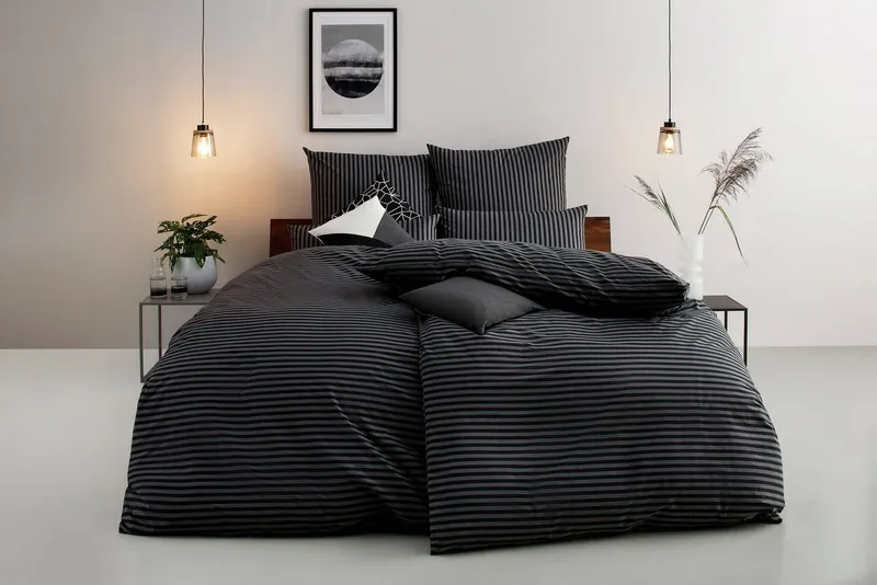 Bruno Banani Bruno Banani Bettwäsche Jassen mit feinen Querstreifen, Biber (135g/m), 2 teilig, moderne Streifen-Bettwäsche, mehrere Qualitäten, auch Premium, Grau|schwarz, – Produktbild 2 von 5