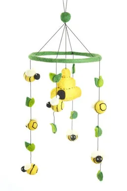 short'n'pietz short'n'pietz Mobile mit Bienenstock und Bienen, handgefilzt – Produktbild 1 von 1