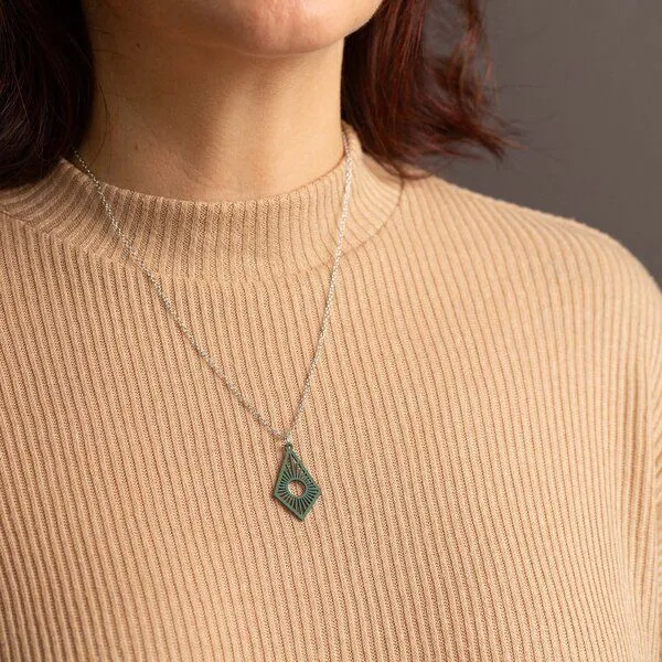 feinformart feinformart Kette mit Holzanhänger 'Sunrise', Moosgrün (grün), – Produktbild 4 von 4