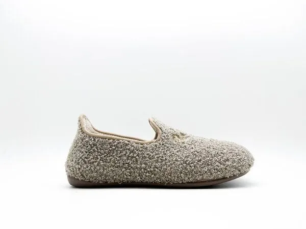 thies Veganer "thies ® Rec Teddy Closed Slipper" aus ultraweichem, recyceltem Fell, Truffle, – Produktbild 2 von 4