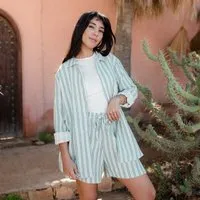 NORDLICHT NORDLICHT Musselin Shorts aus 100% Bio-Baumwolle LEJA, Grün/weiß, – Produktbild 1 von 1