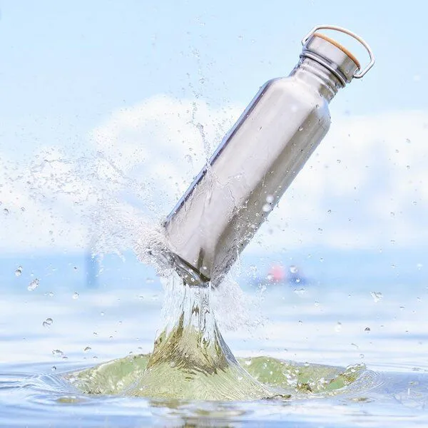 pandoo pandoo Wiederverwendbare Edelstahl Trinkflasche | mit oder ohne Isolierung – Produktbild 8 von 8