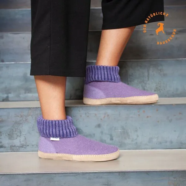 Gottstein Gottstein Hüttenschuh Dakota - Hoher Filzhausschuh für Damen & Herren aus 100% Schurwolle mit extra bequemer Ledersohle & elastischem Strickbund, Flieder, – Produktbild 2 von 4