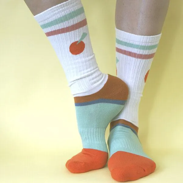Fräulein Prusselise Fräulein Prusselise Sportsocke Apfel Tennissocke bunt und cool für Damen Herren und Kinder, bunt gemustert – Produktbild 1 von 4