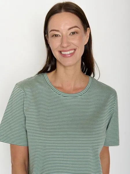 GreenBomb GREENBOMB Basic Nova - Kastiges T-Shirt aus Bio-Baumwolle / GOTS / Fair & Vegan, Grün (bamboo stripes), – Produktbild 2 von 4