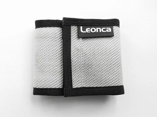 Leonca Leonca Portemonnaie aus Feuerwehrschlauch, Weiss, – Produktbild 2 von 3