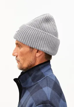 ARMEDANGELS ARMEDANGELS LELEAA Unisex Mütze aus recyceltem Kashmir Mix – Produktbild 1 von 1