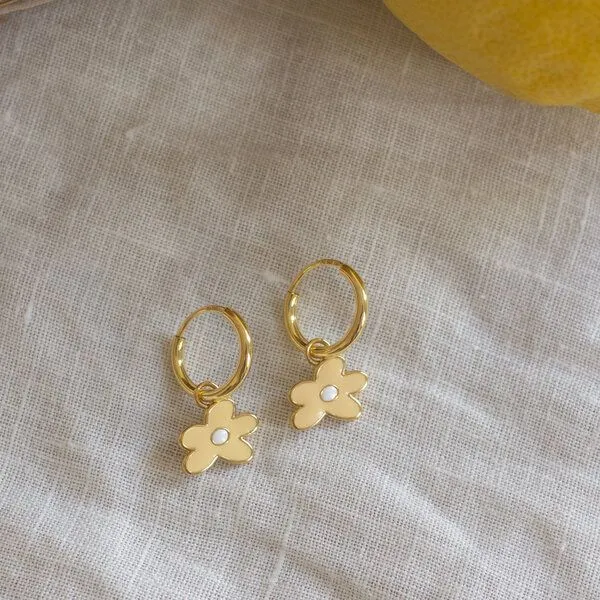 Paeoni Colors Paeoni Colors Blumen-Creolen aus 18k Gold Vermeil, 925 Sterling Silber – Produktbild 3 von 3