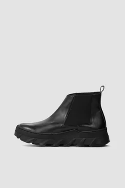 BOHEMA BOHEMA Damen vegan Chelsea Boots Tiger Schwarz – Produktbild 1 von 1