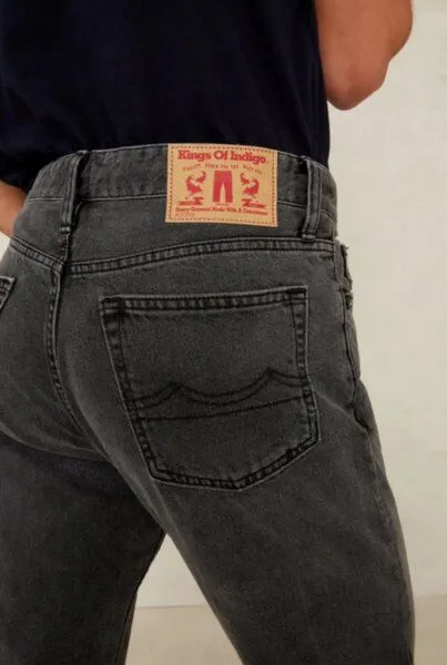 Kings Of Indigo Kings Of Indigo Tappered Jeans - Jerrick Holo Grey Worn – Produktbild 5 von 7