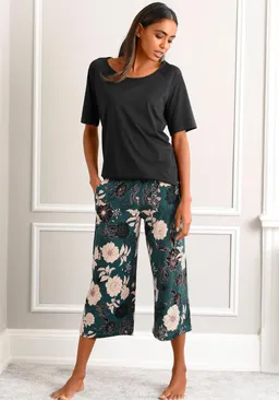 s.Oliver Capri-Pyjama – Produktbild 1 von 1