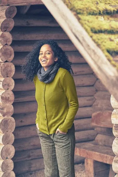 HempAge HempAge Edler Strickcardigan Wolle/Hanf/Biobaumwolle, Rock(grau), – Produktbild 2 von 3