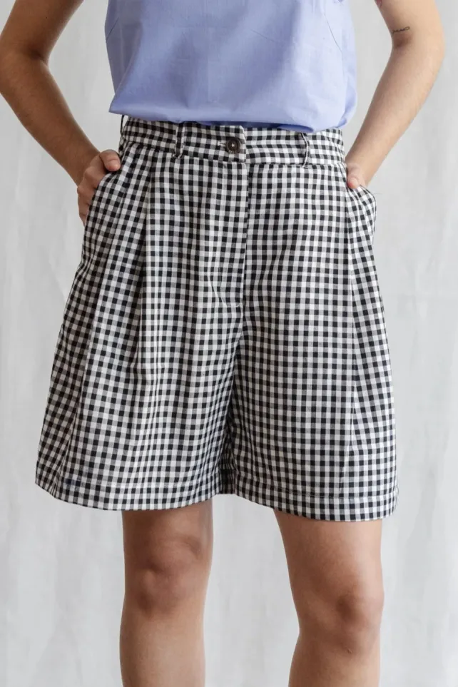 Jyoti - Fair Works Jyoti - Fair Works Damen vegan Shorts Kamalia Checkered Schwarz & Weiß, Schwarz, – Produktbild 2 von 2