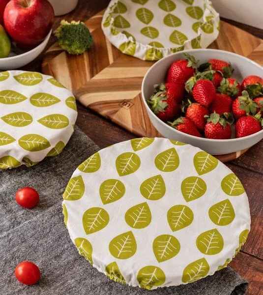 nuts innovations nuts innovations Schüsselabdeckung XL, grüne Blätter – Produktbild 3 von 4