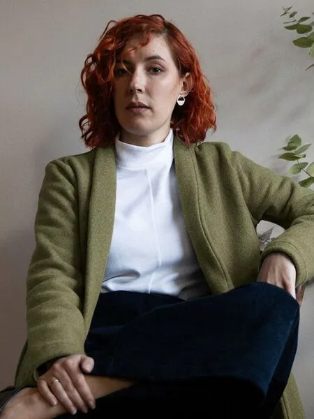 Ecostories Ecostories Cardigan Wolke 7 aus 100% Biobaumwollfleece, Tannengrün, – Produktbild 2 von 2
