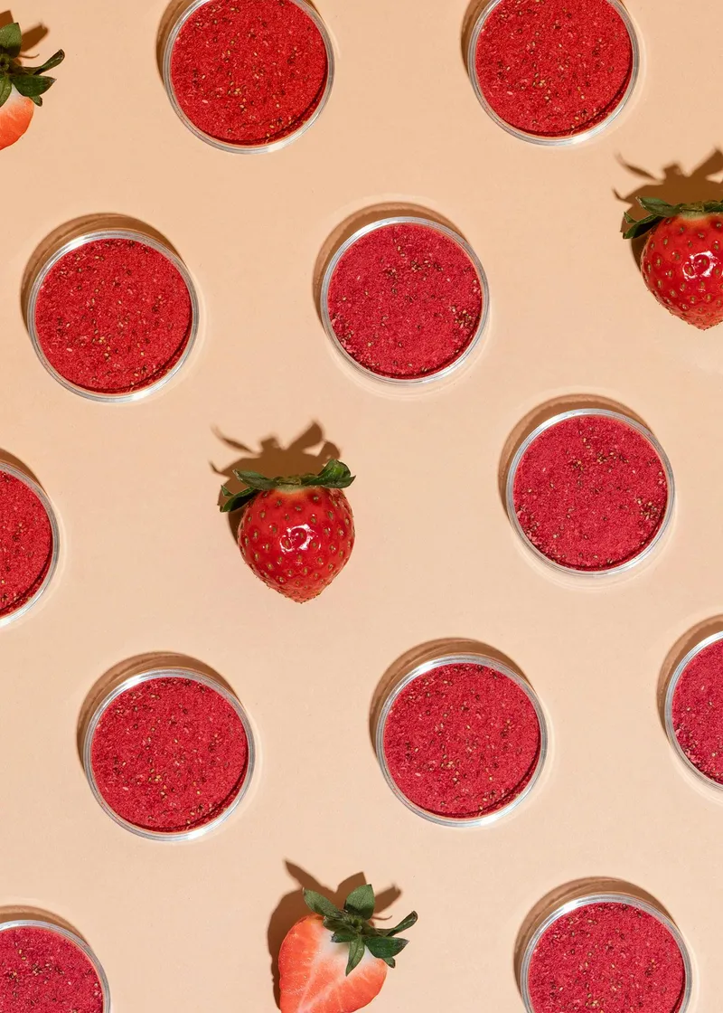 KoRo Gefriergetrocknetes Erdbeerpulver 250 g – Produktbild 4 von 5
