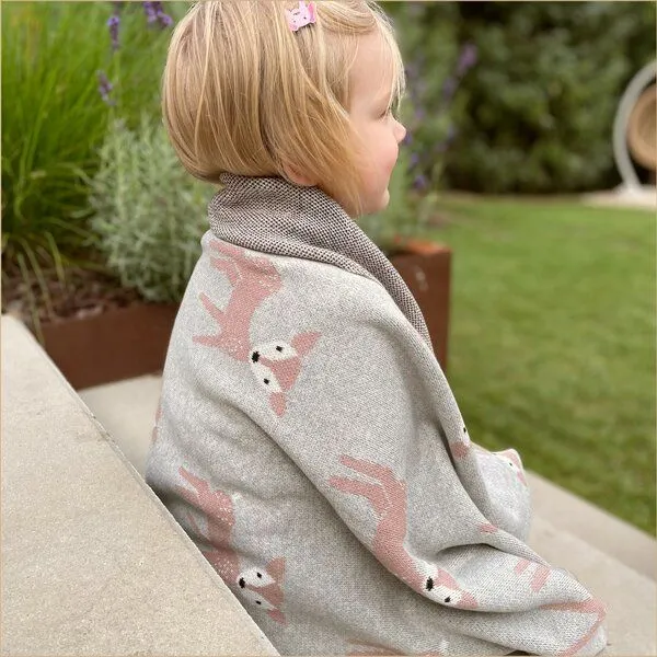 nidito nidito Bio Babydecke Baumwolle Reh - 80x100 cm - 100% Bio-Baumwolle - Grau, Alt-Rosa – Produktbild 2 von 4