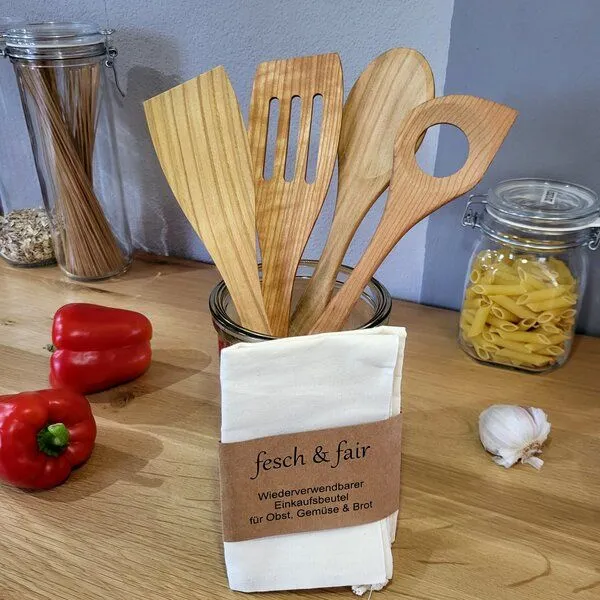 Biodora Biodora Kirschholz-Set – Kochlöffel & Pfannenwender – Inklusive Baumwollbeutel – Unverleimt – Nachhaltiges Geschenkset – Produktbild 2 von 4