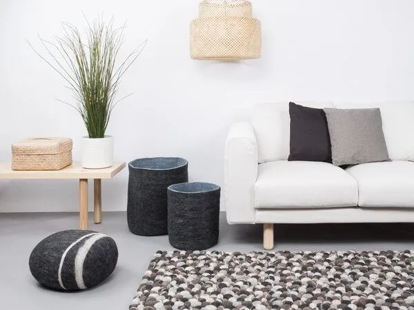 myfelt myfelt Filzkugelteppich rechteckig, 100% Schurwolle, Steinoptik (hardy), – Produktbild 1 von 4