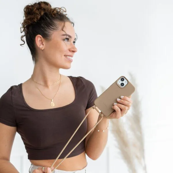 change the label change the label Change Case - 2in1 Nachhaltige iPhone Hülle mit abnehmbarer Kette, Taupe, – Produktbild 1 von 4