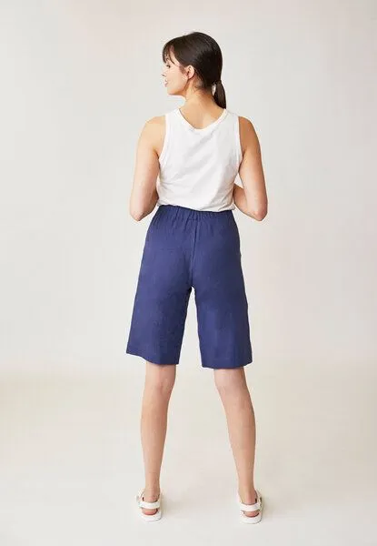 LANA Organic LANA Organic Weit geschnittene Shorts aus nachhaltigem Baumwoll-Hanf Gewebe für Damen - Azita, Evening blue (dunkelblau), – Produktbild 4 von 4