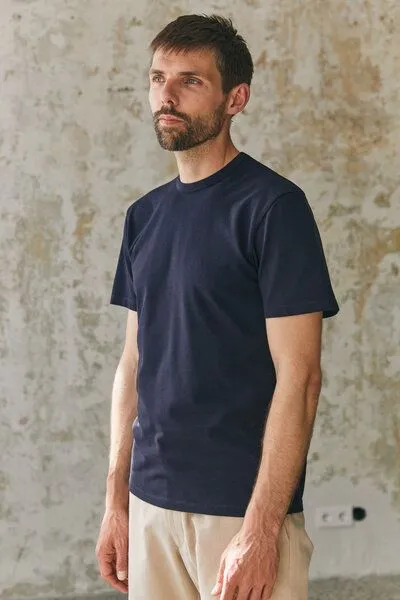 About Companions About Companions Basic T-Shirt LIRON aus Bio-Baumwollpiqué, Blau (eco pique navy), – Produktbild 3 von 4