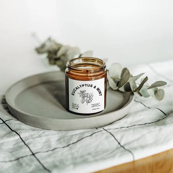Just a decent day Just a decent day Eucalyptus & Mint - Duftkerze - Sojawachs – Produktbild 1 von 4