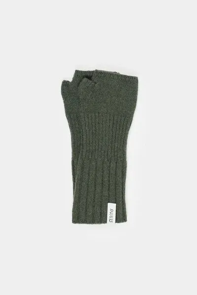 Rifò - Circular Fashion Made in Italy Rifò - Circular Fashion Made in Italy Recycelte Kaschmir-Pulswärmer – Tamara, Grün foresta, – Produktbild 2 von 3