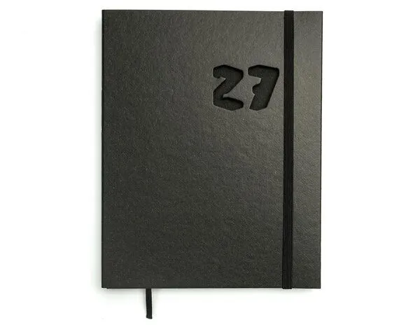 tyyp tyyp Terminplaner 2027 – Buchkalender A5+ mit Schweizer Broschur – Recyclingpapier – vegan & handgefertigt ✓ Mit Raum für Achtsamkeit, Schwarz, – Produktbild 1 von 3