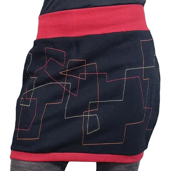 liebewicht Sweatrock Ballonrock Unikat liebewicht mit bunten Stickereien 3 Längen nach Wahl, Schwarz/rot, – Produktbild 1 von 4