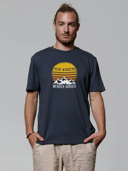 watapparel watapparel T-Shirt Unisex Mehr Wandern, India ink grey, – Produktbild 2 von 3
