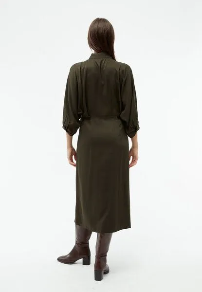 Givn Berlin Givn Berlin Tailliertes Kleid GBNATALINA aus LENZING ECOVERO mit dekorativen Falten, Dark olive, – Produktbild 4 von 4
