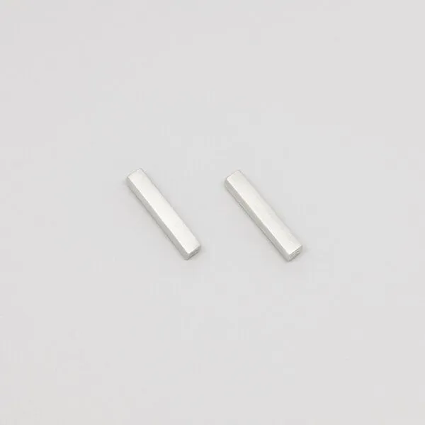 fejn jewelry fejn jewelry Ohrstecker 'satin bar', Gold, – Produktbild 2 von 3