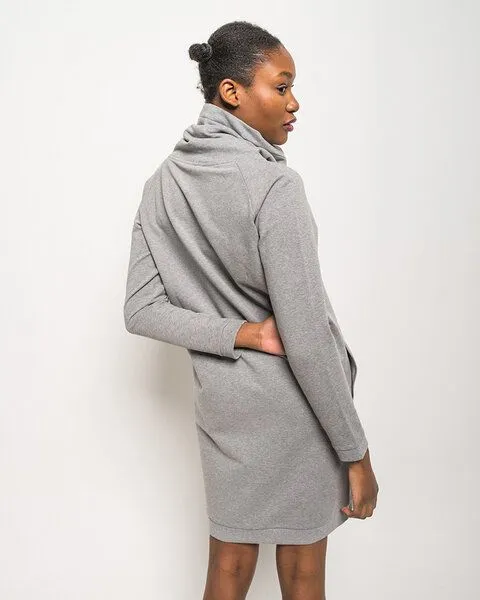 Alma & Lovis Alma & Lovis Sweatkleid aus Bio-Baumwolle | Soft Dress, Grau, – Produktbild 4 von 4