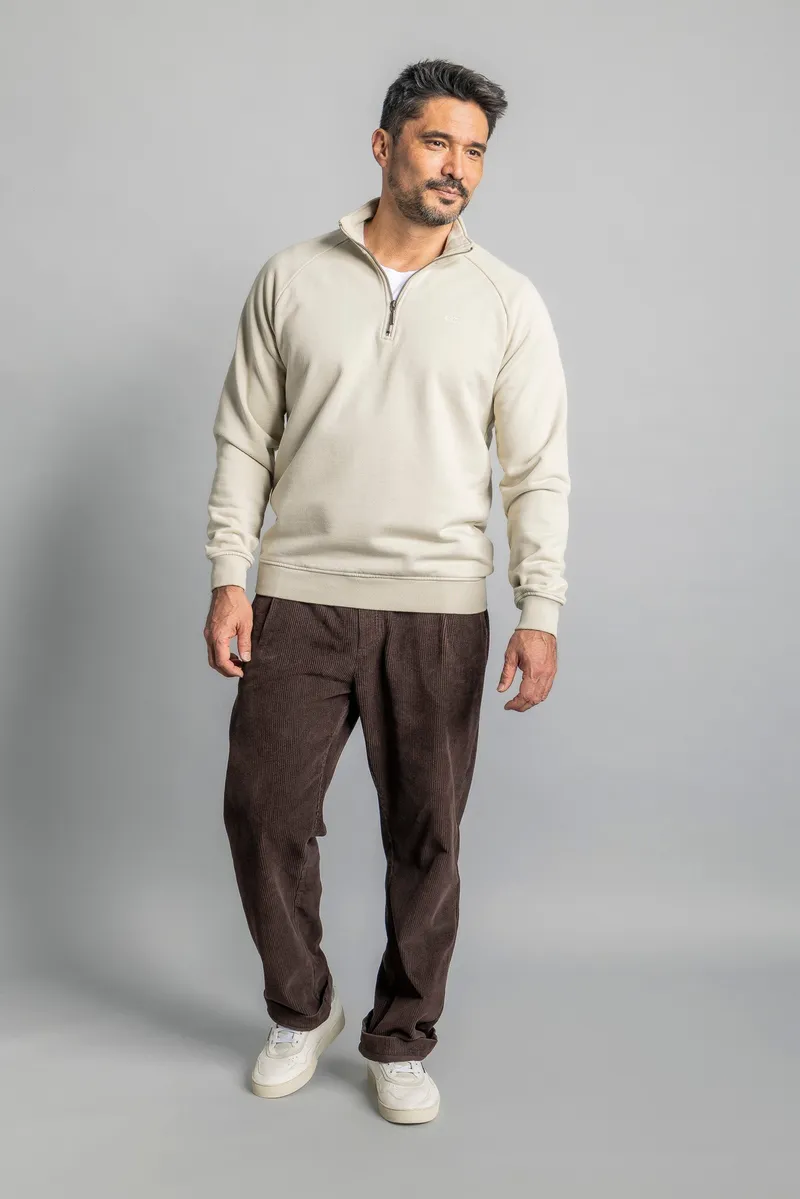 DIRTS DIRTS Herren vegan Pullover Mit Viertelreißverschluss Raglan Schnitt Cashew Beige, Beige, – Produktbild 1 von 2