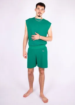 ÆVRIL ÆVRIL Unisex Kurze Shorts // Emerald Green // Bio-Baumwolle – Produktbild 1 von 1