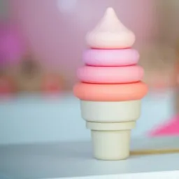 PETIKIDS PETIKIDS Montessori-Lernspielzeug – Stapelbares Eis aus Silikon – Lernspielzeug – Produktbild 1 von 1