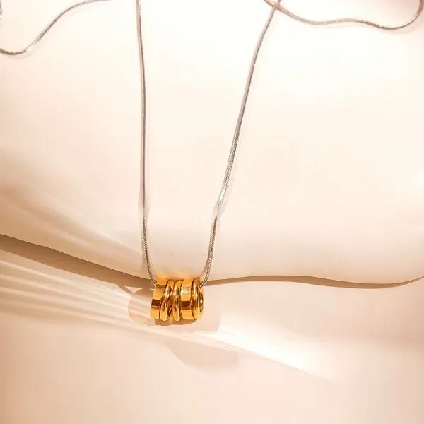 ELEKTROPULLI ELEKTROPULLI schlichte Kette 1mm schmal mit Ring Anhängern, Längen: 45 cm / 55 cm / 65 cm, Silber kette mit gold ringen, – Produktbild 4 von 4